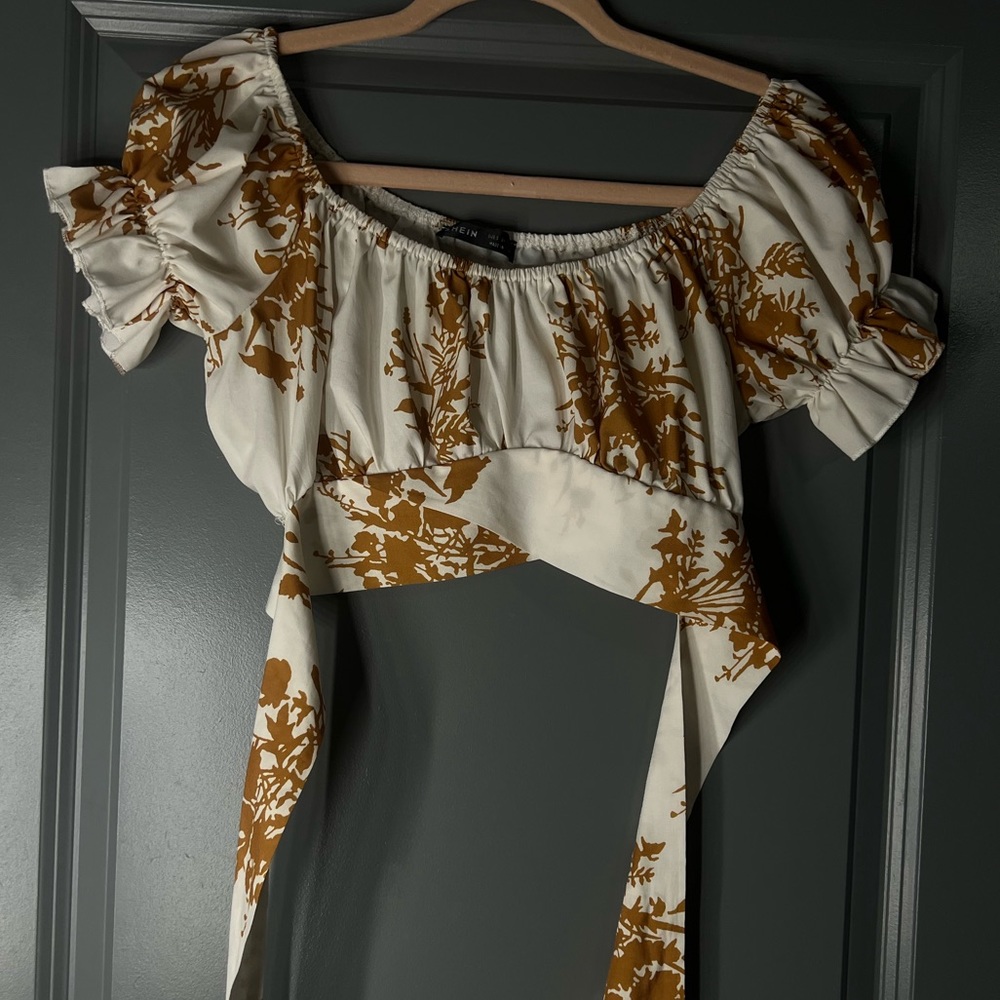 Cropped Floral SHEIN Blouse
